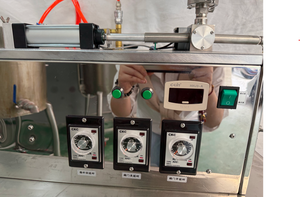 Máquina Semiautomática para Llenado de Lápiz Labial y Brillo Labial, Producción de Cosméticos - Product Image 5