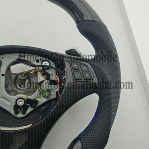 Volante Deportivo M de Fibra de Carbono y Cuero Perforado de Último Diseño para BMW Serie 3 E90 E91 E92 E93 - Product Image 3