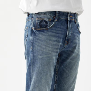 <span class=keywords><strong>Jeans</strong></span> pour hommes en denim bleu foncé, style urbain décontracté, dégradé vintage, taille mi-haute, coupe droite ample, avec logo personnalisé - Product Image 5
