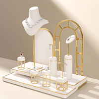 Présentoir à bijoux Zebopak, plateau de présentation crème avec cadre doré, ensemble de présentation de bijoux en arc pour colliers, bagues et boucles d'oreilles, pour comptoir de vente au détail