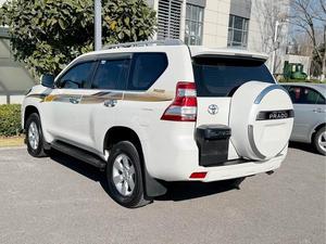 รถยนต์มือสอง Toyota Prado ปี 2014 เครื่องยนต์ 2.7L เกียร์ออ<span class=keywords><strong>โต</strong></span>้ ขับเคลื่อน 4 ล้อ 7 ที่นั่ง <span class=keywords><strong>ราคา</strong></span>ถูก โปรโมชั่นลดราคา - Product Image 2