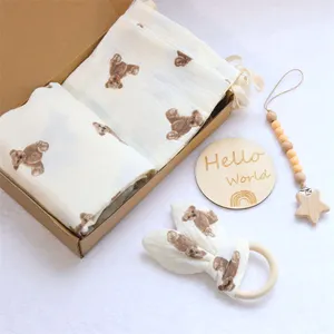 Pasgeboren Set Schattige Beer Print Mijlpaal Mousseline Swaddle Deken Baby Beddengoed Zakje Pasgeboren Baby Box Geschenkset