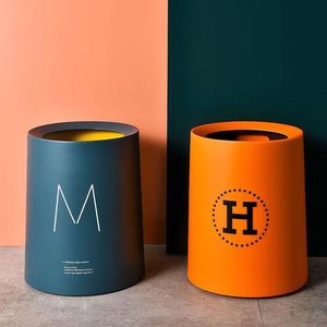 Cubo de basura de estilo nórdico, cilíndrico, naranja y blanco, decorativo, para interiores, para sala de estar, dormitorio, baño - Product Image 2