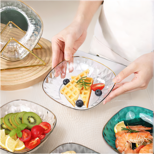 Nouveau plateau de présentation en <span class=keywords><strong>plastique</strong></span> cristal de luxe, contenants de stockage pour salades et aliments, plat de décoration <span class=keywords><strong>alimentaire</strong></span> coloré, plateau à fruits secs, bonbons, fruits - Product Image 2
