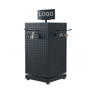 耐久性に優れた回転式ペグボードディスプレイラックで、ダイナミックな