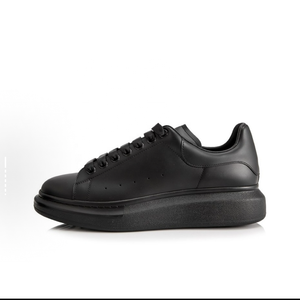 2026 Scarpe Firmate di Grande Successo con Suola Spessa di Lusso in Vera Pelle Mc Sneakers alla Moda da Uomo e Donna Scarpe da Skateboard - Product Image 5
