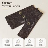 Étiquettes tissées personnalisées de luxe minimaliste, logo sur mesure, damassé haute densité, PET recyclé durable, certifiées OEKO-TEX, pour sacs de vêtements