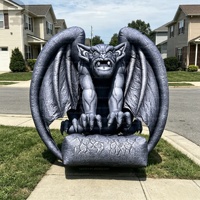 Grand gargoyle ailé gonflable réaliste sur mesure pour les expositions de l'industrie du divertissement d'horreur, les carnavals de rue en plein air et les événements d'Halloween