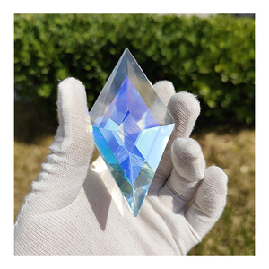 Popular en todo el mundo brillante como diamantes cuadrado transparente cristal biselado racimo decoración de vidrio materiales decorativos - Product Image 1