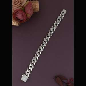 Bracelet de main à la mode en argent 925 Bracelets à maillons fins de style chaîne mince - Product Image 1