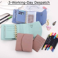 Coffret cadeau Yihe pour papeterie/bureau/école, ensemble économique comprenant un agenda A7 en cuir souple Saffiano avec feuille volante, des enveloppes et des marqueurs