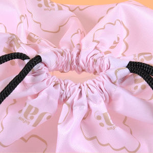 กระเป๋าหูรูดผ้าโพลีเอสเตอร์รีไซเคิลเป็นมิตรกับสิ่งแวดล้อมลายการ์ตูนสีชมพูทันสมัยและยั่งยืน - Product Image 3