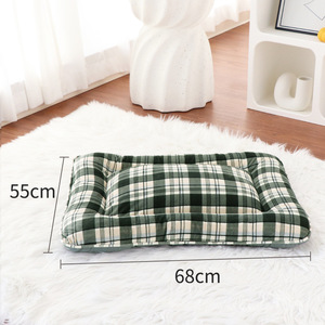 Coussin carré pour animaux de compagnie Chongdongyuan, design à carreaux, épais et chaud, pour chien et chat, rembourrage en fibre de polyester respirante, lavable à la main - Product Image 3