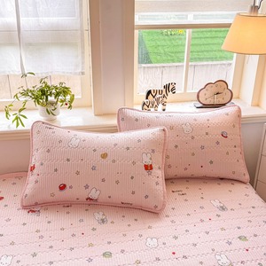 Juego de Tres Piezas de Cubrecama Acolchado de Doble Capa con Relleno de Algodón Chiffon, Diseño Simple con Costuras, para el Hogar, para Todas las Estaciones - Product Image 1