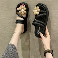 Summer Joker Net Red pour Pantoufles pour Femmes New Korean Family Daisy Bathroom Beach Shoes Non-Slip Floral Design