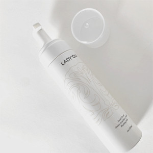K amminoacido pulizia del viso sbiancante schiuma viso idratante per la pulizia illuminare la pelle detergente per il viso struccante bolle - Product Image 1