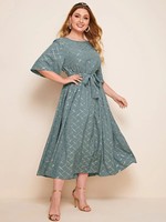 Nouvel arrivage Ligne de vêtements grande taille pour femmes Treillis de couleur bleue Ceinture robe grande taille Robes longues décontractées pour femmes