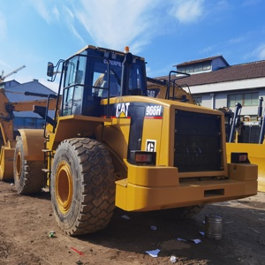 Cargadora de Ruedas Caterpillar 966H Usada con Chasis Articulado y Alta Capacidad de Carga para Apilamiento de Materiales - Product Image 3