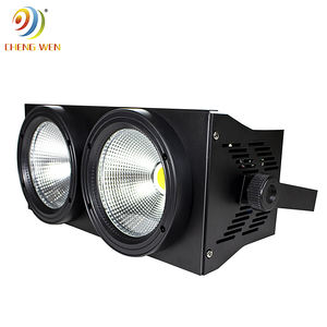 Éclairage d'audience 2 yeux 2X100W blanc chaud/froid Cob <span class=keywords><strong>Peaky</strong></span> <span class=keywords><strong>Blinders</strong></span> 2in1 Profile Spotlight Led Cob Par Stage Blinder Cob - Product Image 5