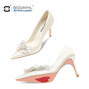 <span class=keywords><strong>Scarpe</strong></span> da sposa bianche <span class=keywords><strong>con</strong></span> Logo personalizzato da donna <span class=keywords><strong>con</strong></span> tacco sottile elegante decorazione a farfalla in rete di raso alla moda tacchi da sposa estivi - Product Image 6
