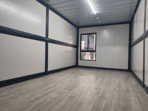 Maison pliable en acier composite hybride - Design moderne, déploiement en 5 minutes, économie d'<span class=keywords><strong>espace</strong></span> de 40%, abris d'urgence pour une durabilité - Product Image 3