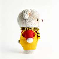 Peluche Ours Gris Kawaii, Adorable Animal en Peluche avec Écharpe Rayée et Salopette Jaune, Doux et Moelleux