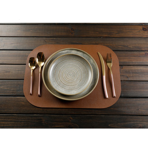 PU eco-friendly waterproof placemats, irregularly shaped <b>table</b> <b>mats</b>, creative Western-style restaurant <b>mats</b>, European-style - Product Image 3