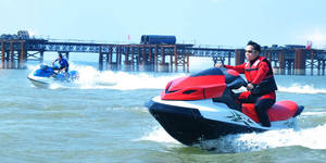 Nouveauté 2025 Moteur hors-bord de type SEADOO 1400cc à démarrage électrique Quatre temps <span class=keywords><strong>Jet</strong></span> <span class=keywords><strong>ski</strong></span> - Product Image 3