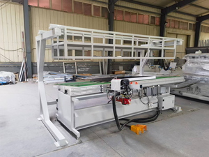 Table d'assemblage de quincaillerie de portes et fenêtres YBKE avec moteur PLC et roulements, facile à utiliser pour les matériaux en aluminium et PVC - Product Image 2