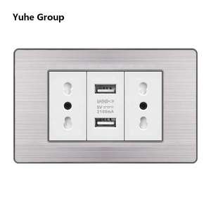 Prise murale multiprise standard italienne, cordon d'alimentation mural triple, avec prise de charge rapide USB de type C - Product Image 1