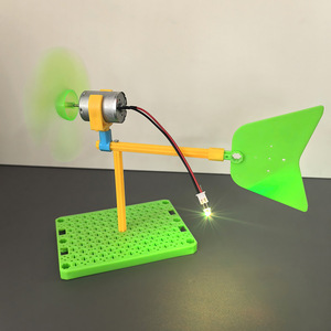 Mini-éolienne F5 avec lumière LED, kit scientifique éducatif pour enfants de 7 à 9 ans, jouet en plastique à assembler manuellement - Product Image 1