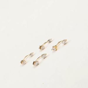 Nouveauté Boucles d'oreilles clous romantiques et délicates en forme <span class=keywords><strong>de</strong></span> goutte d'eau avec zircon cubique pour femmes, zircon poire brillant, plaqué or 18 carats, acier inoxydable - Product Image 4