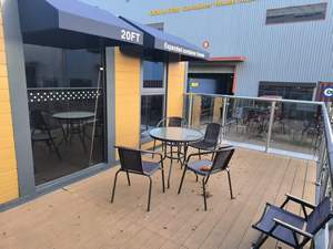 Maison conteneur modulaire préfabriquée extensible à deux étages avec balcon vitré pour projet de villa de vacances en zone panoramique - Product Image 3