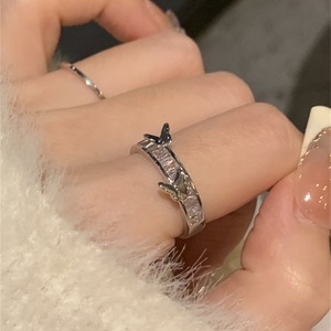 Anillo de Plata de Ley 925 con Mariposa Tridimensional Exquisita, Zirconia Brillante, para Mujer, Estilo Hada, Incrustaciones Modernas - Product Image 1
