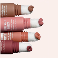 Crème à lèvres liquide mate effet mousse, label privé, fini velours, longue tenue, waterproof, vente en gros