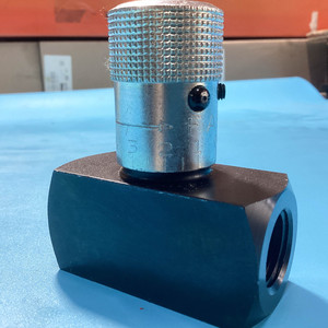 N800S Colorflow Needle Acier au carbone haute résistance 5000 PSI Contrôle de débit hydraulique pour systèmes d'huiles industriels - Product Image 2