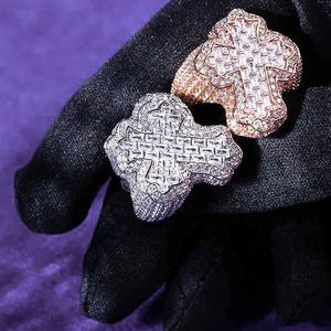 GRA Hip Hop Iced Out Bling 925 Sterling Silver Pass Tester Diamante VVS Moissanite Fleur Baguette Cruz Anel para Homens - Product Image 5