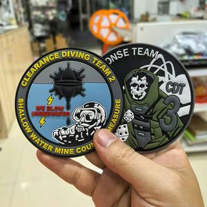 ป้ายยางนูน 3 มิติ แบบกำหนดเอง ป้ายซิลิโคน PVC ป้ายวงกลม ป้าย PVC ติดเวลโคร ป้ายยางสำหรับเสื้อผ้า - Product Image 1