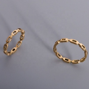 เครื่องประดับใหม่มาแรง แหวนทองคำแบบคลาสสิก แหวนสแตนเลสสำหรับผู้หญิง - Product Image 6