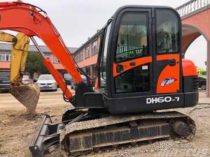 Excavatrice Doosan Dh60-7 6 TONNES Importations Excavatrice sur chenilles de 6 tonnes 60-7 et Exportations Excavatrice Doosan de 6 tonnes - Product Image 2
