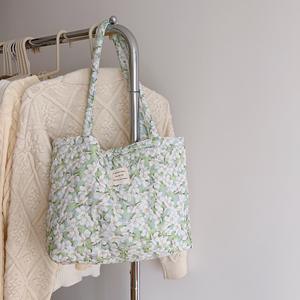 Borsa a Tracolla da Donna Personalizzata con Logo, Elegante e Carina con Stampa Floreale, Vendita all'Ingrosso - Product Image 3