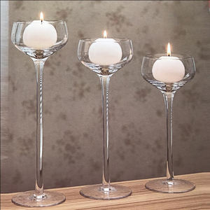 Ensemble <span class=keywords><strong>de</strong></span> 3 pièces <span class=keywords><strong>de</strong></span> grandes bougies flottantes Chandelier <span class=keywords><strong>de</strong></span> mariage, <span class=keywords><strong>de</strong></span> fête et <span class=keywords><strong>de</strong></span> décoration intérieure <span class=keywords><strong>Bougeoir</strong></span> <span class=keywords><strong>en</strong></span> verre Bougeoirs votifs élégants - Product Image 4