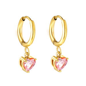 Pendientes de aro en forma de corazón chapados en oro con cristal rosa y engaste de garra para uso diario - Product Image 1