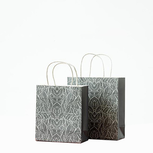 Vente en gros Sacs en papier cadeau shopping gaufrage fourre-tout art cadeau avec poignée Sacs d'emballage en papier personnalisé imprimé fleur rose <span class=keywords><strong>pas</strong></span> <span class=keywords><strong>cher</strong></span> - Product Image 4