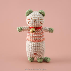 دمية القط السمكة الكروشيه المصنوعة يدويًا ، تصميم الفن ديكو لديكور المنزل ، فكرة هدية رائعة - Product Image 3