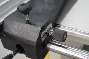 Mejor sierra de mesa deslizante para cortar madera, máquina de sierra de mesa deslizante para carpintería en venta - Product Image 6