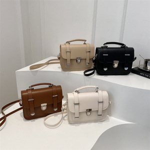 Sac à bandoulière carré petit format pour femme, style japonais distinctif, rétro, tendance, en PU, avec fermeture éclair, pour l'été - Product Image 1