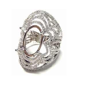 Bague de fiançailles ovale semi-montée en or blanc 18 carats avec diamant naturel, design antique, marques célèbres, bijoux fins - Product Image 1