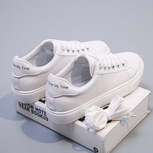Scarpe da ginnastica bianche con lacci in PU, suola piatta, stile coreano, comode e traspiranti, da donna/studentesse, con punta in ecopelle - Product Image 1