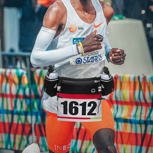 Logotipo personalizado Correr Jogging Cinturón con botellas de agua Cinturón de hidratación Riñonera Riñoneras para correr Senderismo Escalada - Product Image 3